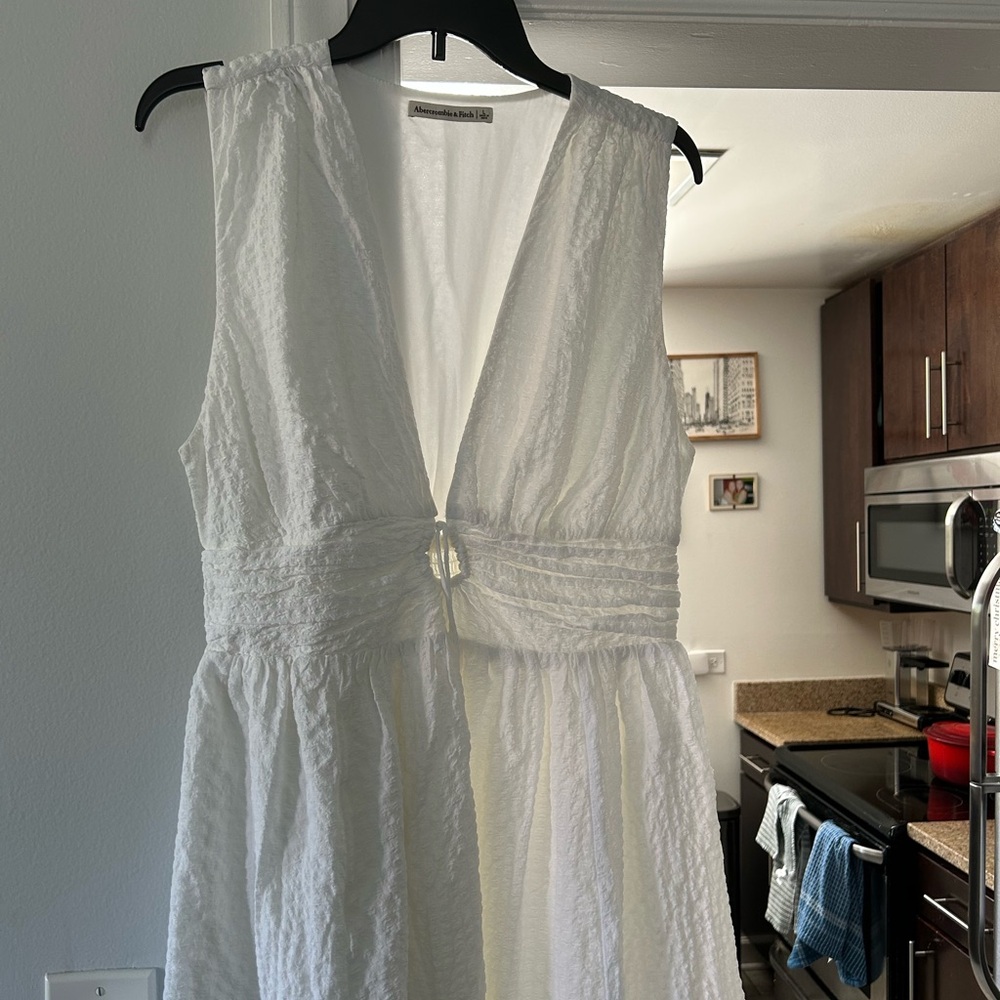 Abercrombie & Fitch White Mini Dress - Size Large